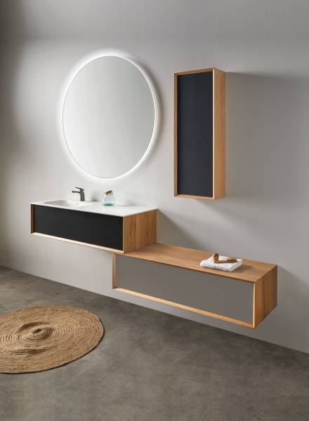 Meuble de salle de bains DAKOTA avec finition en bois massif, tiroir GRASS push, vasque solid surface, chez R&D Carrelage et Sanitaire près de Plan de campagne