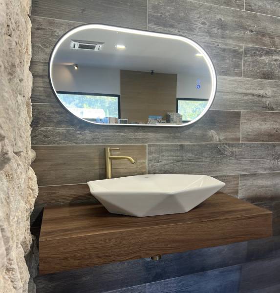 Votre magasin de carrelage intérieur et extérieur, pierre naturelle et équipements pour salle de bain à Gréasque près d'Aix en Provence et Marseille